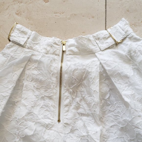 H&M A-line floral appliqué skirt - Picture 4 of 4